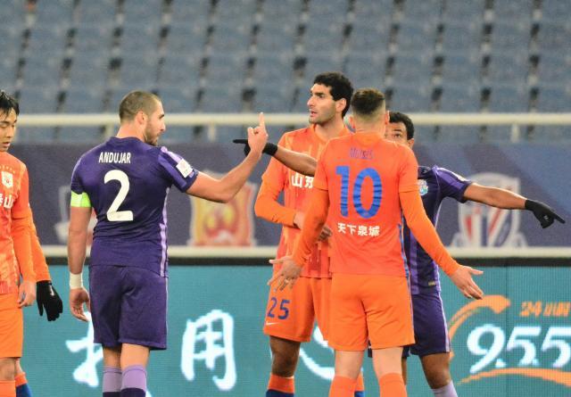 c7娱乐-近3场贡献4记乌龙球 津门虎真是喝凉水也塞牙啊！